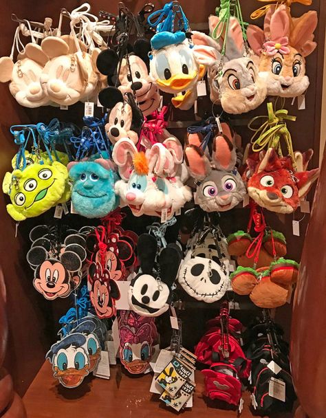 Disney character coin purses at the Tokyo Disneyland Resort. Tokyo Disneyland Merchandise, Tokyo Disney Merch, Disney World Merch, Disneyland Accessories, Disneyland Merch, Disneyland Merchandise, Disney World Merchandise, Disneyland Characters, Disney Tokyo