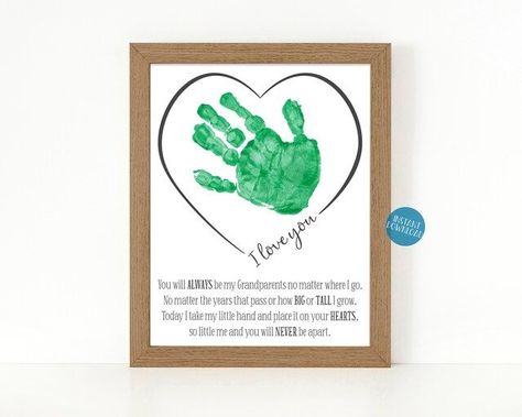 A super cute and simple keepsake gift for those Grandparents with little ones. This handprint heart craft makes the perfect card for Christmas, birthdays, Grandparents Day and Valentine's Day! Print the 8x10" template on card stock and using a paint of your choice just add your child's print to the template. Handprint Heart, Baby Handprint Crafts, Grandparents Day Cards, Handprint Keepsake, Card For Christmas, Handprint Craft, Footprint Art, Simple Gift, Craft Kits For Kids