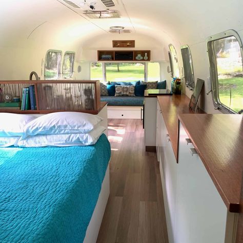 1973 Airstream 29FT Land Yacht For Sale in Hudson Valley - Airstream Marketplace - Airstreams For Sale Kitchen Sink Upgrade, Bus Renovation, Blue Daybed, Kitchen Outlets, Airstream Land Yacht, Trailer Caravan, Airstream Travel, Land Yacht, Airstream Interior