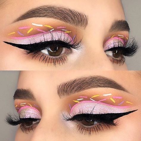 Halloween Eye Makeup, Halloween Makeup Inspiration, Eye Makeup Designs, Halloween Makeup Easy, Colorful Eye Makeup, Makeup Eye Looks, Creative Eye Makeup, Crazy Makeup, Creative Makeup Looks