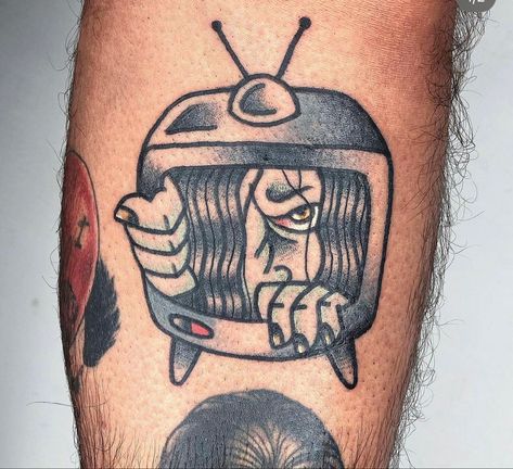 The Ring Horror Movie Tattoo, Traditional Tv Tattoo, 80s Horror Tattoo, Candyman Horror Tattoo, The Ring Tattoo Horror, Traditional Horror Movie Tattoos, Traditional Tattoos Horror, Creepshow Tattoo, Horror American Traditional Tattoo