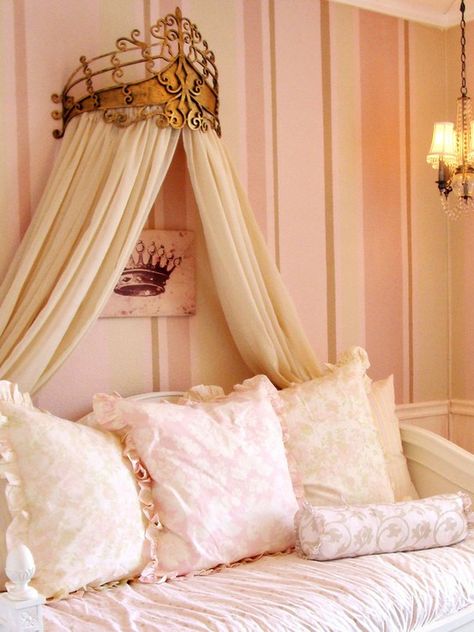 Typical. Bed Crown, Shabby Chic Decor Bedroom, Girl Bedrooms, Striped Walls, Princess Room, Shabby Chic Bedroom, Shabby Chic Bedrooms, Canopy Bed, Big Girl Rooms