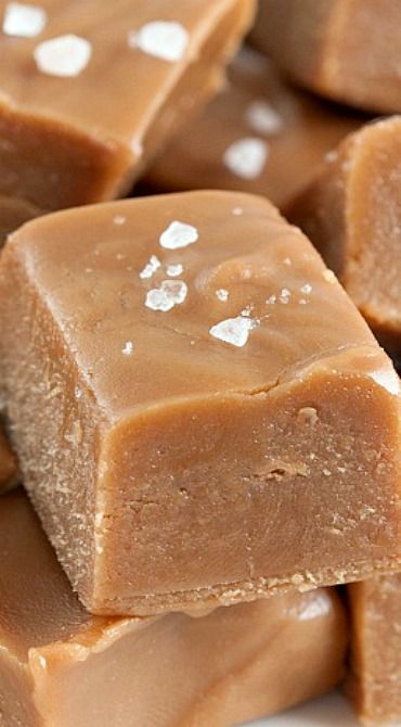 Peanut Butter Honey Fudge Honey Fudge Recipes, Honey Fudge, Honey Ideas, Honey Dessert, Butter Honey, Desserts Chocolate, Butter Fudge, Peanut Butter Honey, Candy Recipes Homemade