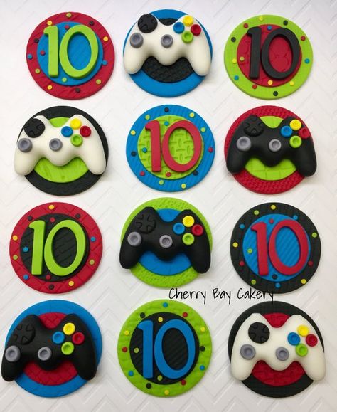 Playstation Party, Xbox Party, Gamer Birthday Party, Birthday Party Video, Game Cake, Video Game Cakes, Cupcake Videos, Video Games Birthday Party, Gamer Birthday