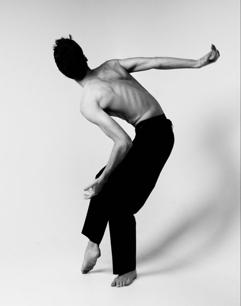 Male Contemporary Dancer, Figure Poses Male, Slouched Pose, Spiritual Dancing, Back Poses, Human Body Photography, Men Dancing, Life Drawing Pose, Funny Poses