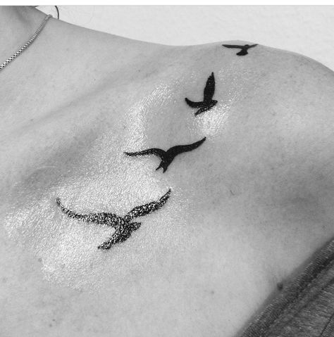 Black birds / chest tattoo Tattoo Ideas Mermaid, Chest Tattoo Birds, Holly Tattoo, Tattoos For Women On Thigh, Black Bird Tattoo, Black Birds, Trendy Tattoo, Mermaid Tattoos, Thigh Tattoos Women