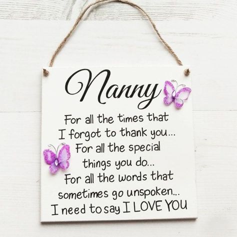 Nanny Quotes, Gifts For Nanny, Mothersday Gifts Diy, Nanny Ideas, Diy Gifts For Grandma, Personalised Gift Ideas, Nanny Gifts, Handwritten Text, Gifts For Nan