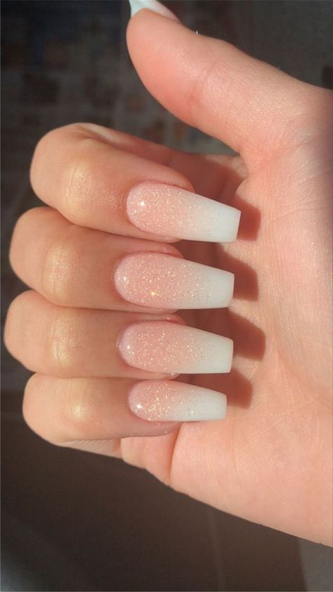 Ombre Nails With Gold Glitter, Ombre Nails With Gold, French Ombre Nails, Nails With Gold Glitter, Coffin Nails Ombre, Ombre Acrylic, Nails With Gold, French Fade, Nails Pastel