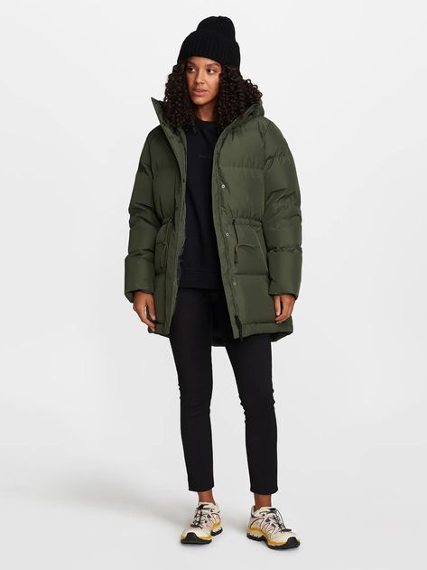 Coats & Parkas - Jackets - Collection - Women | Peak Performance Peak Performance Jacket, Down Parka Women, Jacket Outfit Women, Woman Outfit, Parka Women, Long Parka, Summer Jacket, Down Parka, Shell Jacket