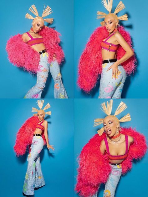 Doja Cat Halloween Costume, Doja Cat Costume, Halloween Queen, Fashion Archive, Cat Halloween Costume, Cat Halloween, Cat Costumes, Doja Cat, Halloween Wallpaper