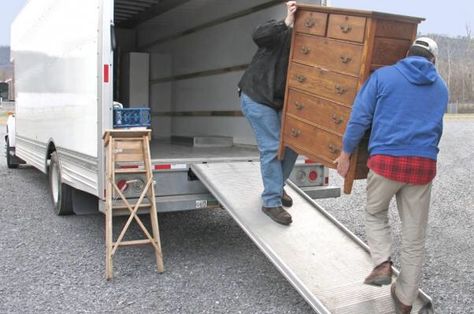 Easy Moving Truck, Professional Movers, Furniture Movers, Moving Checklist, Moving Long Distance, Removal Company, Relocation Services, Moving And Storage, Henderson Nv