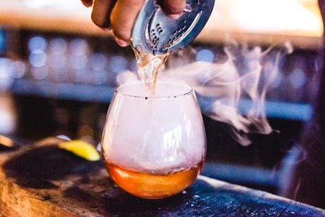 How To Make Smokey Drinks, Smoked Cocktails Drinks, Smokey Old Fashioned Cocktail, Smoked Whiskey Cocktails, Smoked Cocktail Recipes, Smokey Drinks, Smokey Cocktails, Good Cocktails, Smoked Whiskey