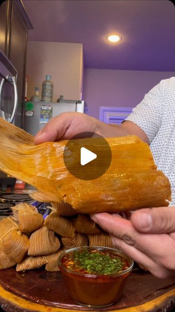 Jerry Yguerabide on Instagram: "Tamales de birria .. 🫔💦 #tamales #birria #recipe" Authentic Tamales Recipe, Easy Tamales Recipe, Mexican Christmas Food, Easy Tamales, Birria Recipe, Beef Tamales, Homemade Tamales, Traditional Christmas Dinner, Hispanic Recipes