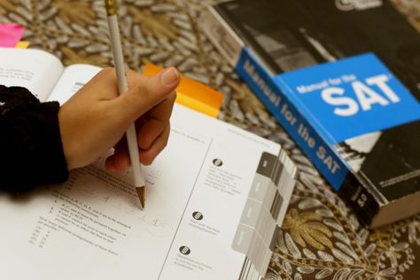 Drop the SAT and ACT as a requirement for admission, top UC officials say  #College #CollegeApplications #CollegeAdmissions #CollegeAdmissionTrends #UCSystem #HigherEducation #HigherdEd #Testing #StandardizedTesting #EducationalEquity #California #CaliforniaStateUniversitySystem #SAT #ACT #UCBerkeley #UCSantaCruz Sat Study, Sat Exam, Sat Test, College Entrance Exam, Sat Math, Sat Prep, Affirmative Action, College Board, Math Questions