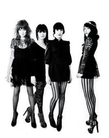 Dum Dum Girls 60s Goth, Rock And Roll Girl, Marianne Faithfull, Rocker Girl, Girl Sign, Musica Rock, Female Musicians, Rock N’roll, Last Fm