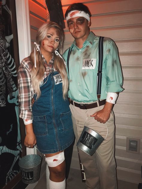 Diy Jack And Jill Costume, Punny Costumes Couple, Jack And Jill Outfit Ideas, Couple Halloween Costumes Cowboy, Easy Last Minute Costumes Men, Jack And Jill Halloween Costume, Country Couples Halloween Costumes, Jack And Jill Costume Couple, Lumberjack Couple Costume