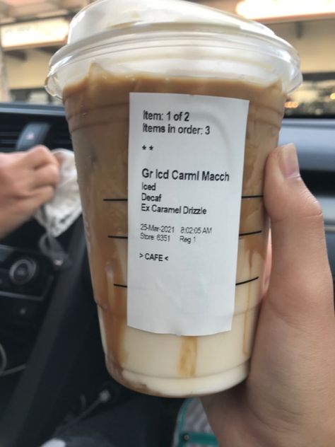 Decaf Iced Coffee Starbucks, Starbucks Decaf Drinks Iced Coffee, Decaf Starbucks Drinks Iced Coffee, Starbucks Drinks Decaf, Starbucks Decaf Drinks, Best Starbucks Orders, Decaf Starbucks Drinks, Iced Caramel Macchiato Starbucks, Starbucks Drinks Ideas