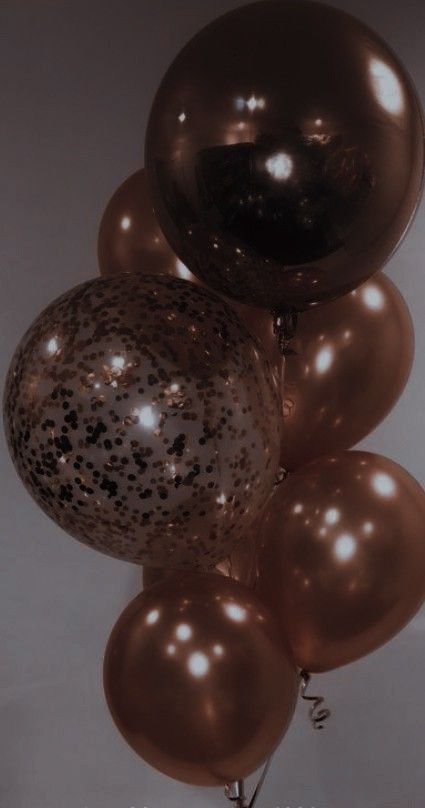 Brown And Gold Birthday Decorations, Brown Party Aesthetic, Brown Balloons Decoration, Brown Birthday Aesthetic, Brown Aesthetic Birthday, Brown Decorations Party, Brown Themed Party, Tini Bit Older Bday Theme Espresso, Chocolate Theme Party