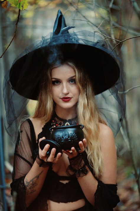 Cauldron Photoshoot, Witch Hat Photoshoot, Fun Witch Photoshoot, Witch Cauldron Photoshoot, Real Witches Photos, Witch Hat Photography, Witch Photo Shoot Makeup, Wild Women Sisterhood Photography, Witch And Cauldron