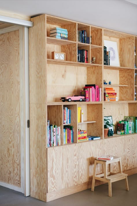 Plywood Built In Shelves, Plywood Built In, Plywood Furniture Design, Pine Shelving, Plywood Bookcase, Plywood Shelf, Plywood Interior, Plywood Shelves, Home Library Design