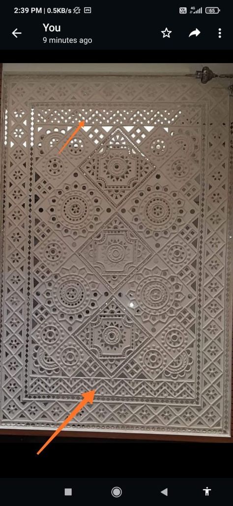 Lippan Work On Wall, Lippan Art Drawings, Lippan Art Design Mirror Work On Wall, Lippon Art Designs On Wall, Traditional Wall Art Indian, Lipan Art Wall, Lippon Art Designs, Lippan Art On Wall, Lippan Art Mirror Wall