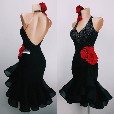 Tango Dance Costume, Black Red Flowers, Latin Design, Tango Dance Dress, Ballroom Dance Outfits, Ballroom Dress Inspiration, Dance Latin, Ballroom Fashion, Dancesport Dresses