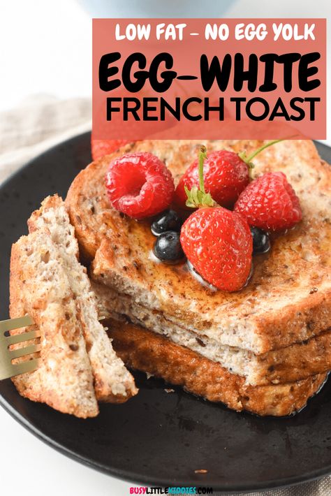 French Toast With Egg Whites, Egg White French Toast, Hardy Breakfast, Fulfilling Breakfast, Gluten Free French Toast, Low Fat Breakfast, Sourdough French Toast, White Recipes, Protein French Toast