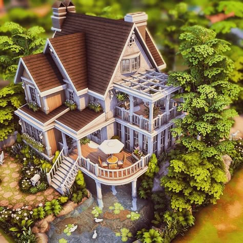 Heeelloooo everyone!! 💚 My newest basegame house! A dream home for a family of five! Surrounded by trees and plants, perfect for being happy! Check out my latest speed build for it on my YouTube channel. I hope you enjoy it. ▶ Link in Bio ❤️✨🌺❤️✨🌺❤️✨🌺 ✨No CC ✨30x20 (Willow Creek) ✨3x🛌 ✨2x🚽 ✨Edit done with Photoshop/ Lightroom ❤️✨🌺❤️✨🌺❤️✨🌺 #thesims4builds #thesims4homes #showusyourbuilds #sccregram #somesimlishbuild #simstagram #thesims #sims #thesims4 #ts #ts4 #thesims4house #simsbuild... The Sims 4 House Floor Plans, Ts4 Landscaping, Sims House Ideas Cottagecore, Cute Sims 4 Houses No Cc, Big Sims House, Sims 4 Dream House, Sims Basegame House, Sims 4 Ps4 House Ideas, Sims 4 Newcrest Map Layout Ideas