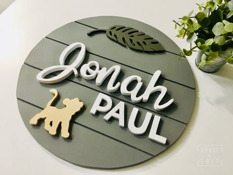 Name Plate Ideas, Cnc Signs, Baby Name Art, Scroll Saw Ideas, Activity Box, Scroll Saw Projects, Plate Ideas, Cnc Projects, Name Plates