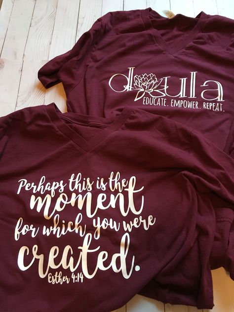 Perfect pair of doula shirts for your birth business! @dressingthedoula on Instagram 😁 Doula Gift Ideas, Doula Bag Essentials, Birth Doula Bag, Birth Doula Shirts, Doula Shirt, Doula Quotes, Midwife Birth, Doula Bag, Becoming A Doula