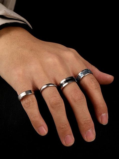 Rings Men Aesthetic, Male Rings Aesthetic, Masc Jewelry, Boys Necklaces, Male Jewellery, Ideas Pulseras, Boys Necklace, Man Jewelry, Hand Rings