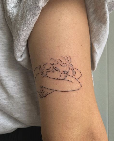 #henrimatisse #matisse #tattoo #tattooideas #minimalist #minimalisttattoos #matisseinspiredtattoo Henri Mattise Tattoo, Mattise Art Tattoo, Matisse Inspired Tattoos, Painting Tattoo Minimalist, Faces Tattoo Minimalist, Impressionist Tattoo, Classic Art Tattoo Minimalist, Famous Art Tattoo Minimalist, Minimalist Face Tattoo