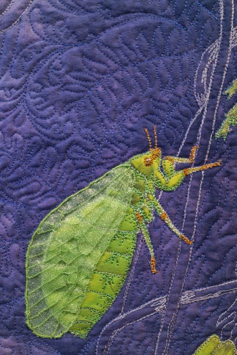 Quilt Symposium Manawatu, 2015 | Martha Wolfe Cellular Structure, Applique Ideas, Bug Art, Bird Quilt, Small Sewing Projects, Embroidery Inspiration, Crazy Quilts, Cute Crafts, Fabric Art