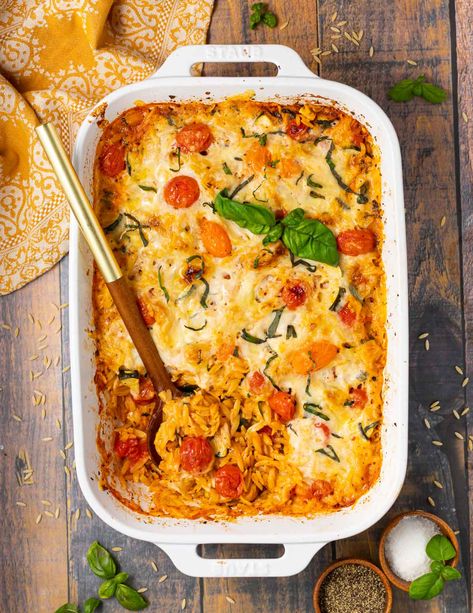 Baked Vegan Orzo Recipe - A Virtual Vegan Vegan One Pot Meals, Vegan Orzo, Baked Orzo, Orzo Recipe, Vegan Casserole, Orzo Recipes, Easy One Pot Meals, Vegan Pasta, Vegan Dinner