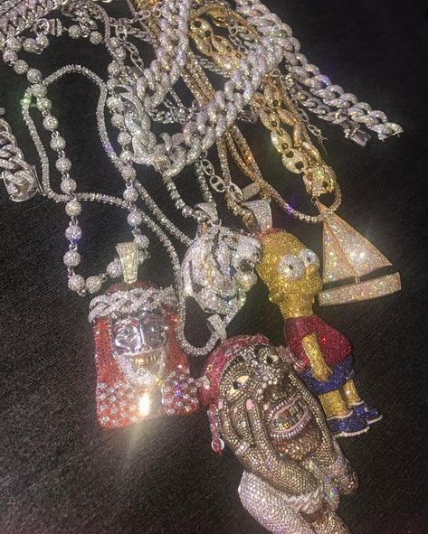 A collection of custom chains for Lil Yachty. Photo: @rafaelloandco/Instagram Rapper Jewelry, Lil Yachty, Inspirational Jewelry, Jewelry Men, Bridal Fashion Jewelry, Gold Chains For Men, Dope Jewelry, Discount Jewelry, Expensive Jewelry