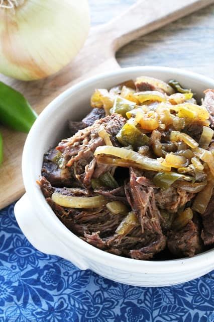 Beef Green Chili, Green Chile Beef, Green Chili Recipe, Pepperoncini Beef, Chilli Beef Recipe, Slow Cooker Chili Easy, Shredded Beef Recipes, The Stay At Home Chef, Green Chili Recipes