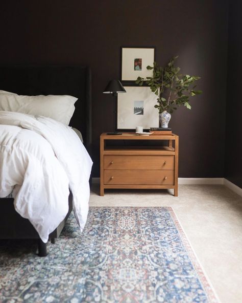 Spotting Chris Loves Julia x Loloi Rugs in the Wild | pt. 3 (Plus an Announcement) - Chris Loves Julia Bedroom Inspirations Modern, Charging Nightstand, Chris Loves Julia X Loloi, Bedroom Inspiration Cozy, Nightstand Styling, Next Rugs, Art Placement, Wall Displays, Clean Sheets