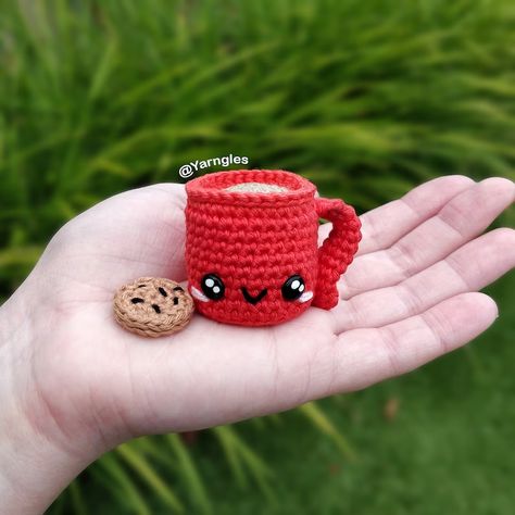 Tiny Teacup Crochet Pattern, Totti, Mini Christmas Amigurumi, Almost No Sew Coffee Plushie, Stuffed Hot Chocolate, Keychain Mug - Etsy Canada Personalized Kids Cups, Keurig Mini, Pencil Cup Holder, Mini Coffee Cups, Communion Cups, Fairy Tea Parties, Universal Yarn, Crochet Food, Kids Cups