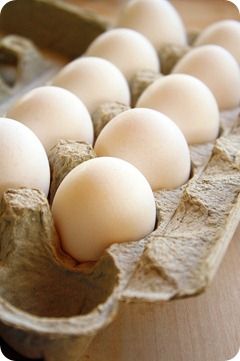 . Cooking Photos, Cooking Guide, Egg Yolks, Smart Kitchen, An Egg, Egg Whites, Baking Tips, Cooking Kitchen, Vegetable Oil