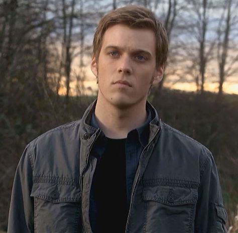 Jake Abel // Adam (Supernatural) Adam Supernatural, Adam Winchester, Michael Supernatural, Jake Abel, Ben Reilly, Luke Castellan, Mark Sheppard, Logan Lerman, Supernatural Funny