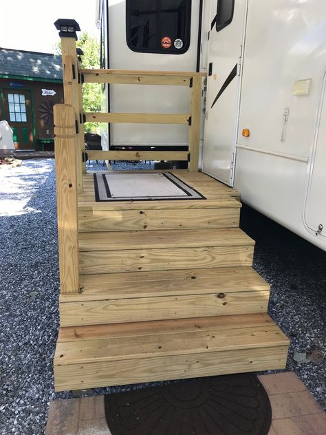 Diy Steps For Camper, Rv Stairs Wood, Camper Steps Wooden, Diy Camper Steps Ideas, Camper Stairs Diy, Permanent Camper Site Ideas Entryway, Rv Stairs Remodel, Rv Lake Lot Ideas, Diy Rv Porch