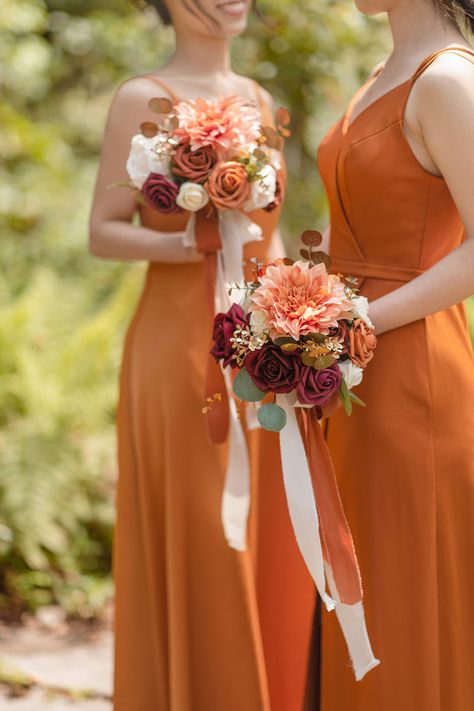 Prom Props, Fall Wedding Ceremony, Boda Ideas, Rustic Wedding Ceremony, Wedding Flower Packages, Tiffany Wedding, Orange Chiffon, Bridesmaid Bouquets, Vintage Wedding Decorations