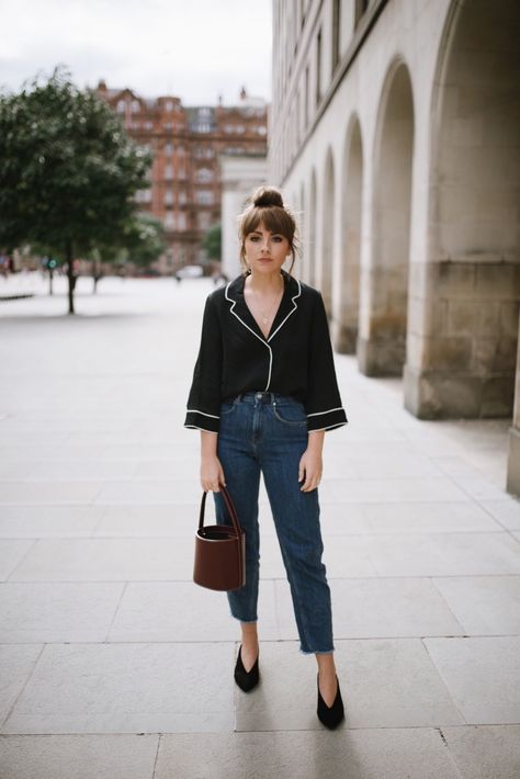 THE PYJAMA BLOUSE THAT KEEPS ON GIVING Pyjama Shirt Outfit, Pajama Top Outfit, Alice Catherine, Pajama Outfit, Minimalist Shoes, Pajama Top, Shirt Outfit, How To Look Pretty, Capsule Wardrobe