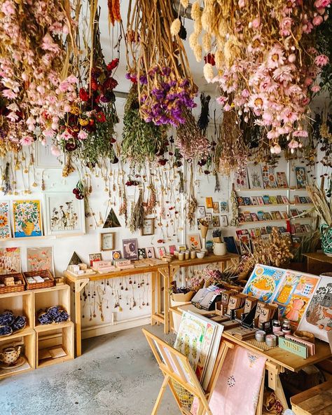 Greenhouse Apothecary, Plant Witch Aesthetic, Kitschy Cottage, Botanical Apothecary, Herbalist Shop, Plant Workshop, Witch Store, Farmers Market Booth, Flower Shop Interiors