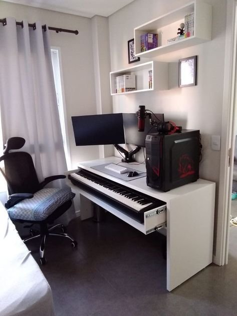 Home Studio Desk, Music Room Design, Music Desk, Music Bedroom, Piano Desk, Home Recording Studio Setup, Home Music Rooms, Music Studio Room, Home Studio Setup