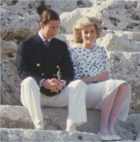 Italy Tours, Princess Of Wales, Princess Diana, One And Only, Couple Photos, Italy