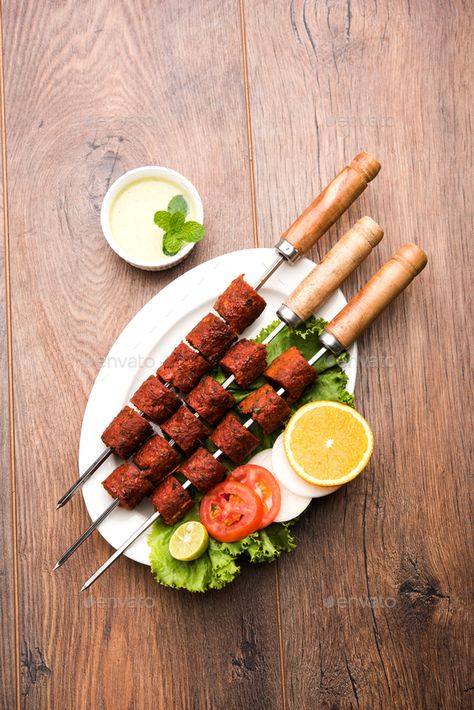 Mutton Seekh Kabab, Seekh Kebabs, Seekh Kabab, Assignment Writing, Naan Bread, Lightroom Tutorial, Kebabs, Assignment Help, Green Salad