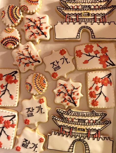 Hibachi Cookies Decorated, A Night In Tokyo Theme Party, Japan Birthday Party, Korean Theme Party Ideas, Korean Party Decorations, Japan Themed Party, 22th Birthday, Moving To Japan, Korean Decoration