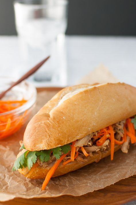 Chicken Banh Mi, Using Rotisserie Chicken, Vietnamese Banh Mi, Vietnamese Sandwich, Banh Mi Sandwich, Bahn Mi, Healthy Sandwiches, Burgers Sandwiches, Banh Mi