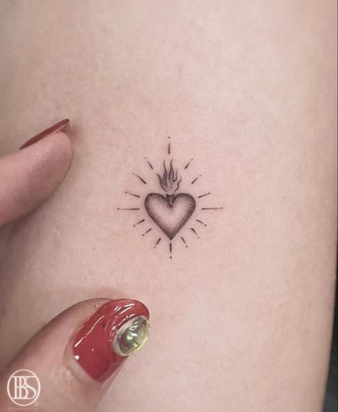 Heart On Fire Tattoo, On Fire Tattoo, Hart Tattoo, Tattoo Dainty, Catholic Tattoos, Sacred Heart Tattoos, Heart On Fire, Hand And Finger Tattoos, Handpoke Tattoo